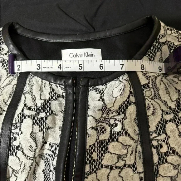 Calvin Klein lace dress with black trim and gold hardware size 2 - Picture 11 of 12